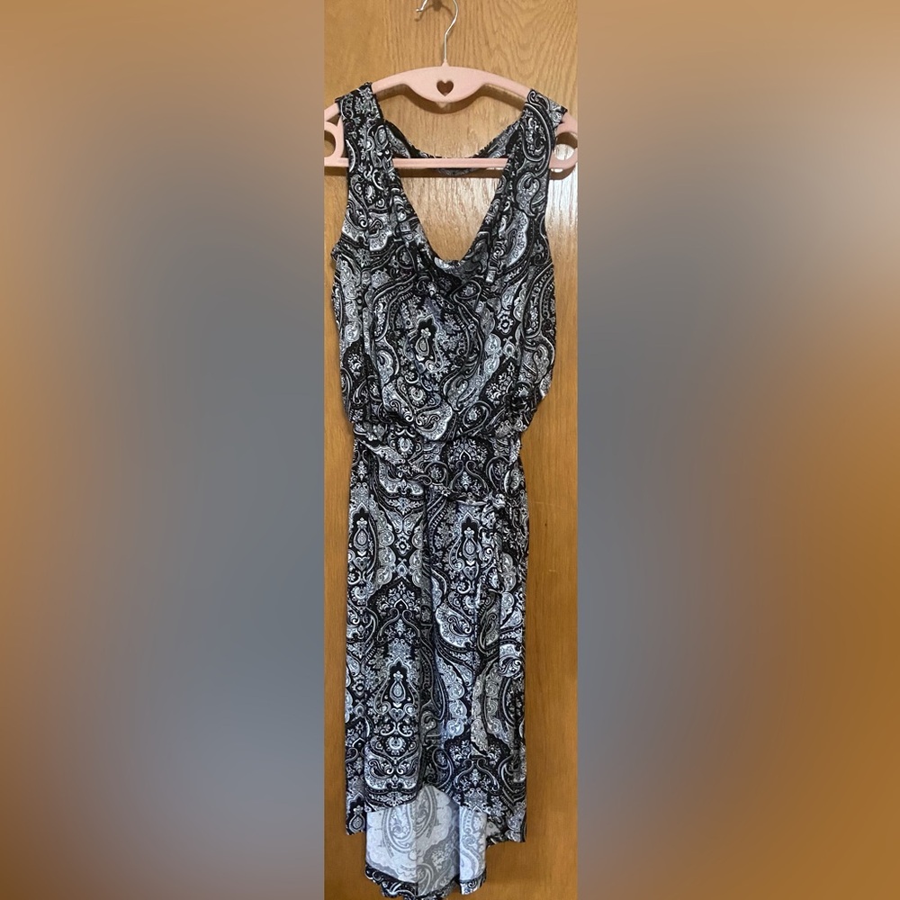 ENFOCUS Studio ~ Cocktail ~ Wedding Dress Size 4 ~ Like New ~ Black & White ✨🖤✨
